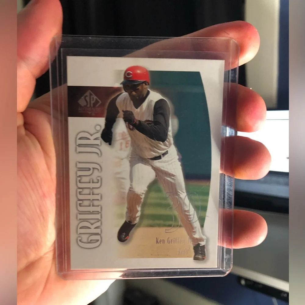 Ken Griffey Jr. SP Authentic 2001 card - In Perfect Condition